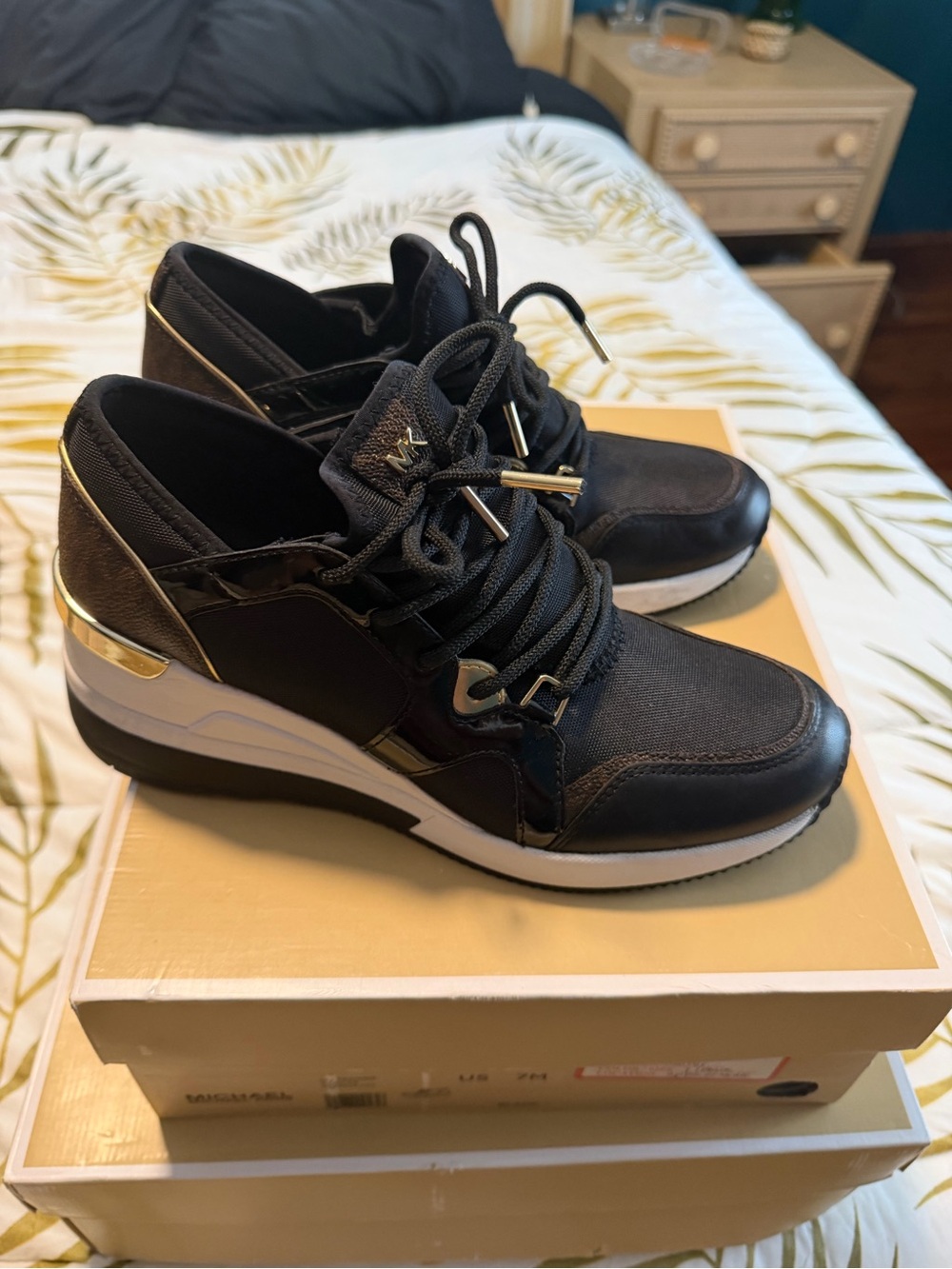 LIV Trainer Canvas Sneakers